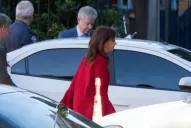 Cristina se retiró de Comodoro Py tras presentar un escrito ante el juez Ercolini