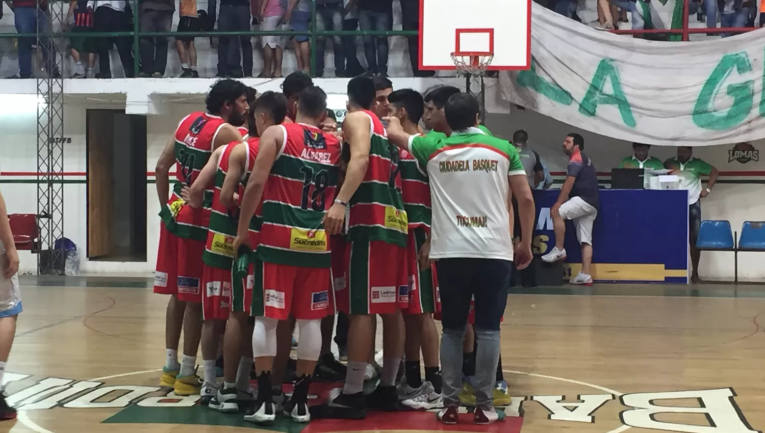 FOTO TOMADA PRENSA CIUDADELA BÁSQUET