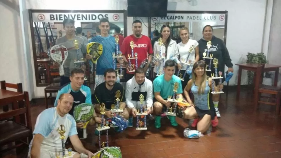 LOS MEJORES. Las parejas que se consagraron en las cuatro categorías.  