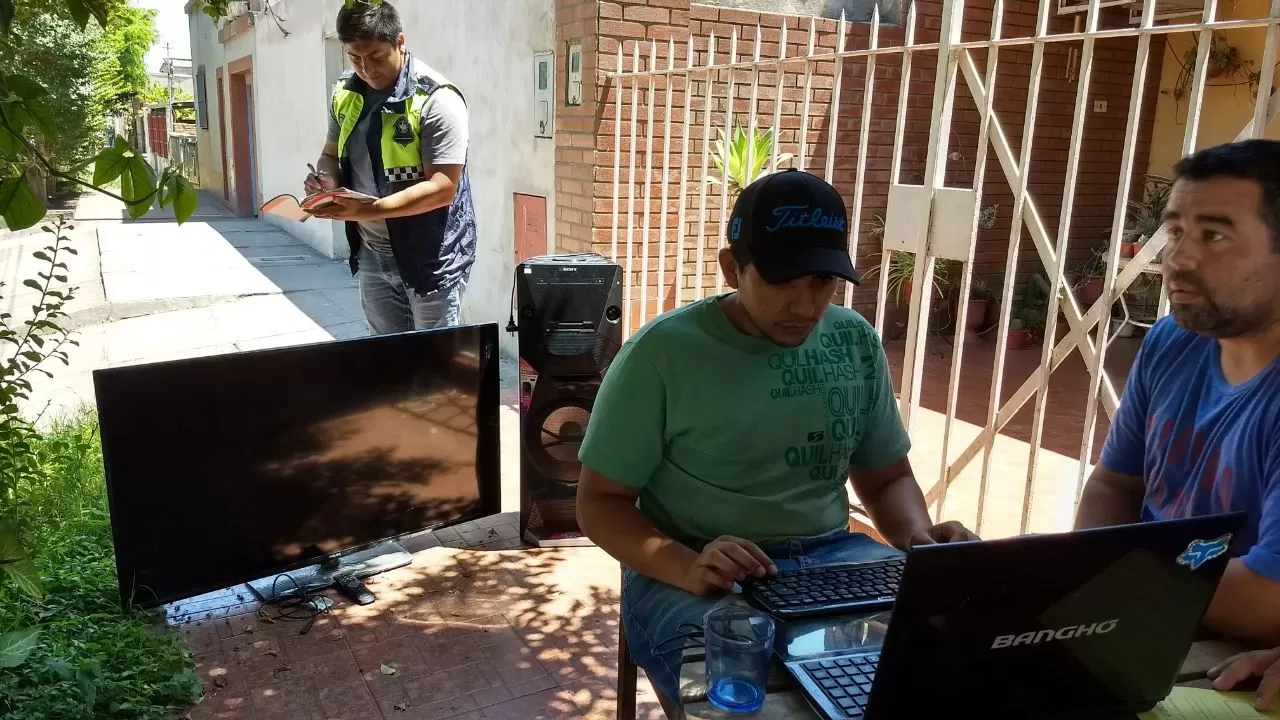 EL BOTÍN. La víctima pudo recuperar los elementos robados.