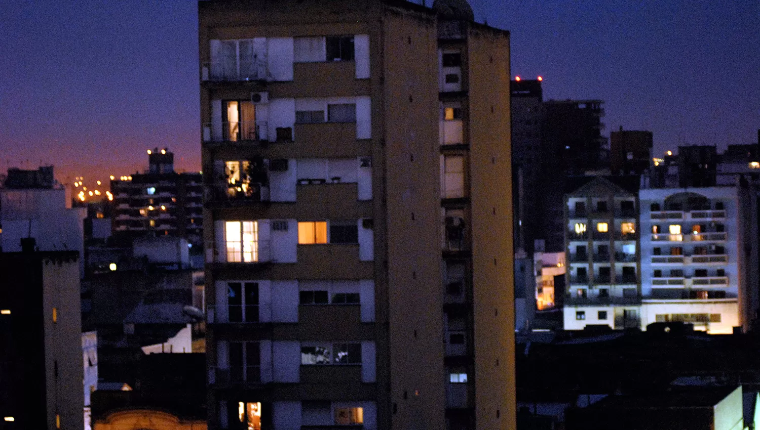 Un fuerte temblor sacudió a Metán y se sintió en los edificios tucumanos