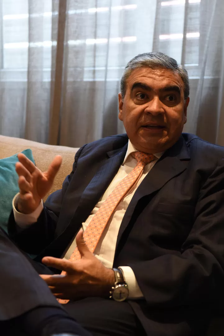 PREOCUPADO. Alfaro analiza si veta el Presupuesto aprobado el lunes. la gaceta / foto de josé nuno