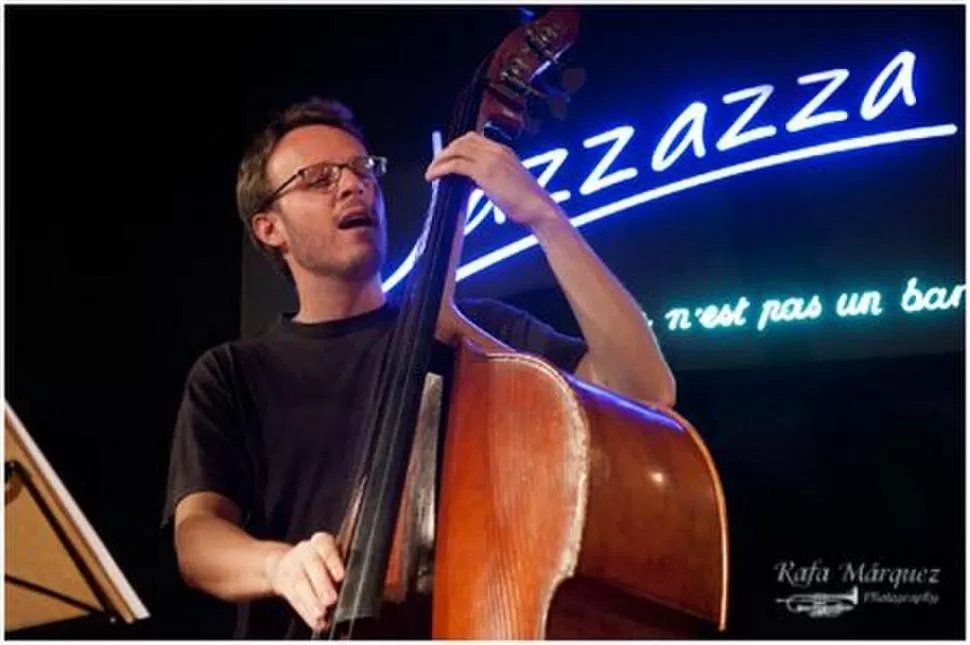 CONTRABAJO. Demian Cabaud es el invitado extranjero que toca hoy. 