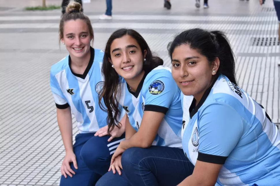 LISTAS. Ronanduano, Budeguer y Ruiz Díaz ya palpitan el Mundial.  LA GACETA / FOTO DE Inés Quinteros Orio