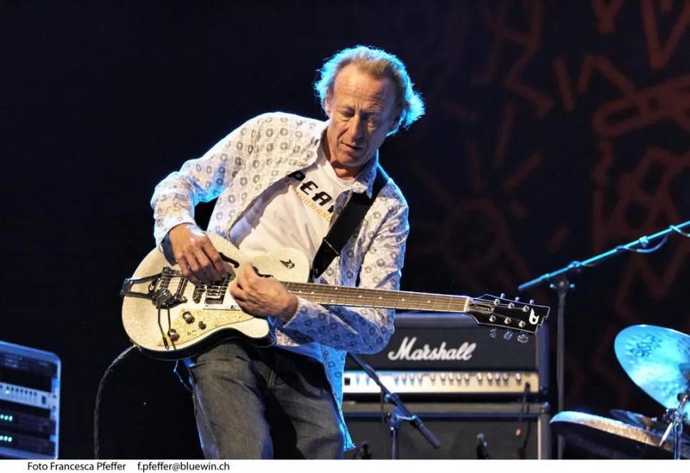 VIEJO CONTINENTE, NUEVO ESTILO. Christy Doran actuará esta noche. 