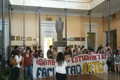 Ratifican la validez de los títulos de Artes