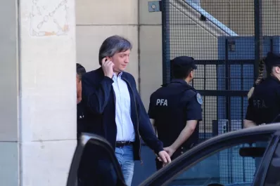 Causa Hotesur: Máximo Kirchner entregó un escrito, pidió su sobreseimiento y no respondió preguntas