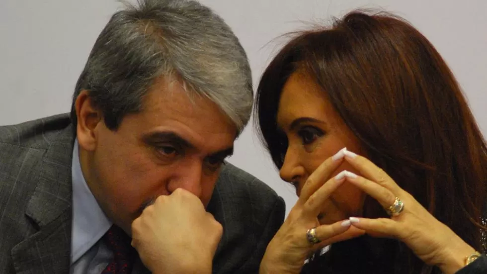 LOS BUENOS TIEMPOS. Aníbal Fernández y Cristina Kirchner, cuando eran gobierno. ARCHIVO LA GACETA