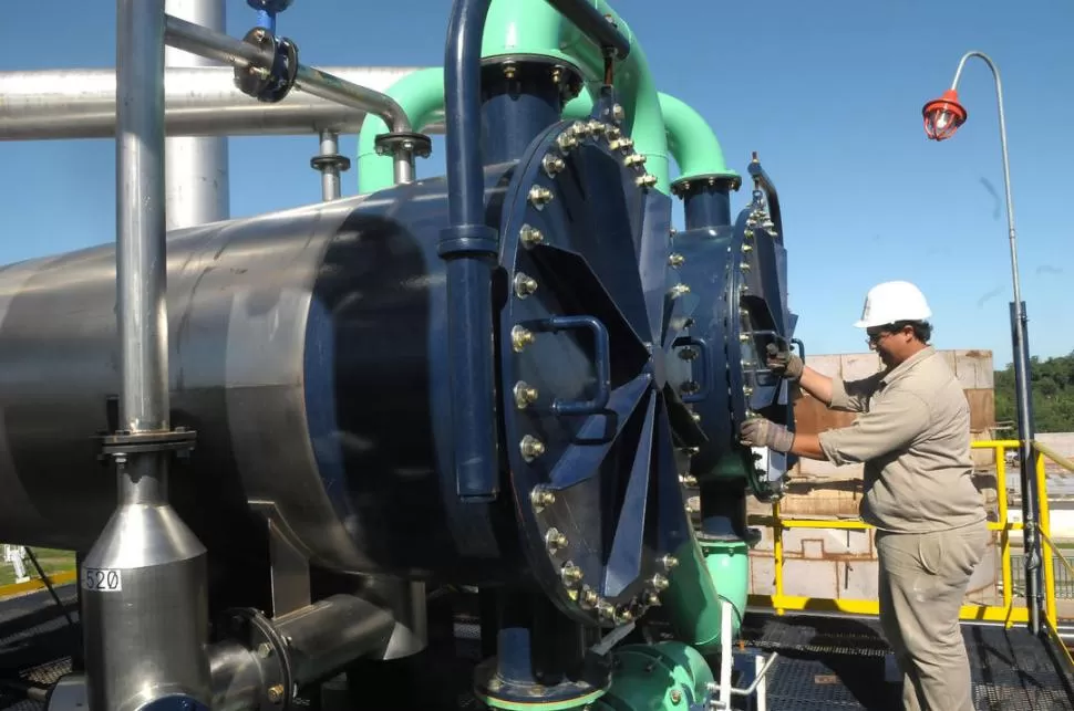 PREOCUPACIÓN. El reajuste de la baja de los precios del bioetanol no conformó a los industriales, quienes dicen que las inversiones se verán afectadas. LA GACETA / foto de ANTONIO FERRONI