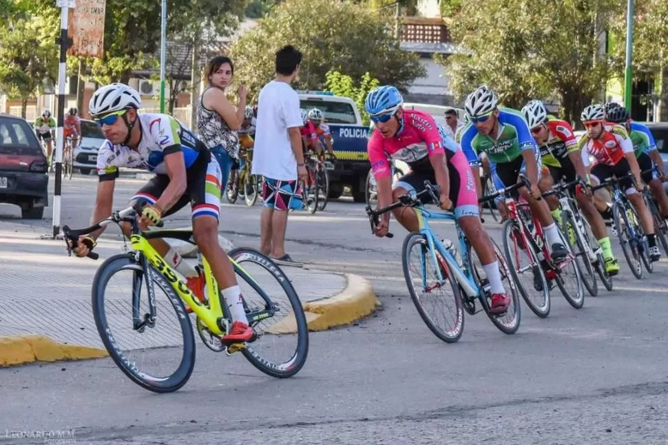 ENSEÑA EL CAMINO. Zacarías Khoder (h) fue el mejor tucumano clasificado. Gentileza Asociación Ciclista Tucumana