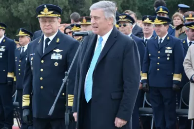 Kirchneristas reclaman la renuncia de Aguad