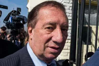 Carlos Bilardo fue denunciado por acoso callejero