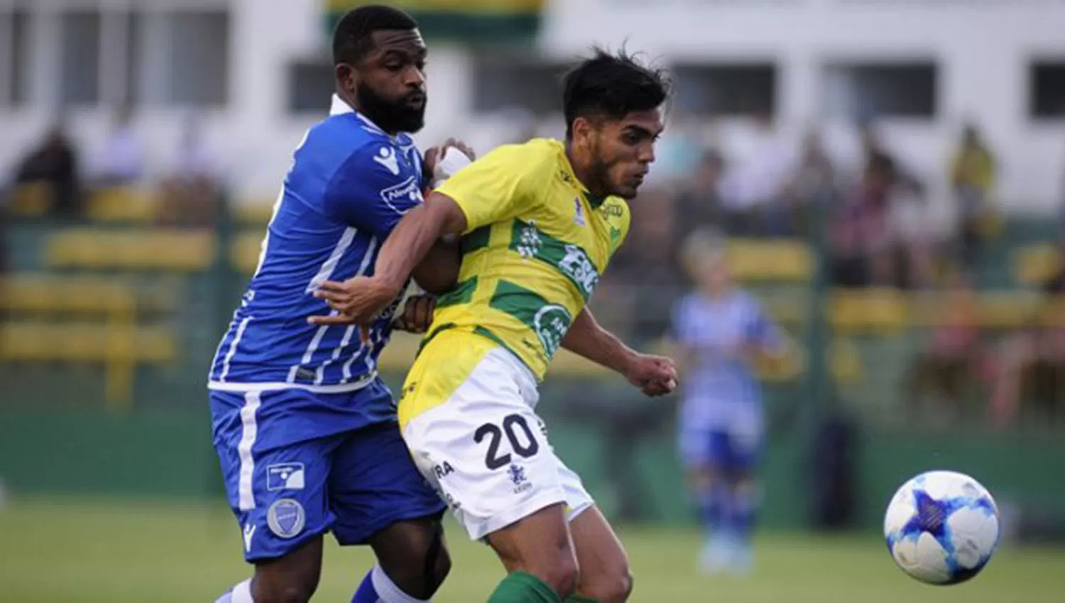 Defensa y Justicia estiró su racha ganadora al derrotar 3-2 a Godoy Cruz