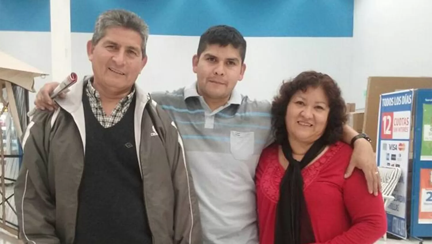 CON SUS PADRES. García se crió en el barrio 11 de Marzo y junto a su esposa se mudó a Mar del Plata. 