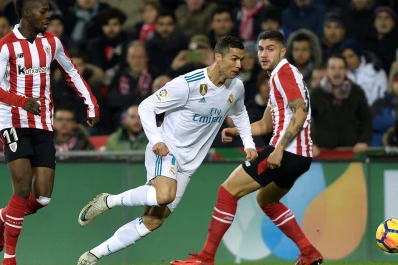 Real Madrid no pudo ganar en San San Mamés y sigue a lejos del Barcelona