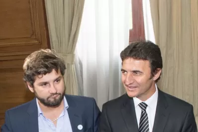 Intendentes navegan entre arcas escuálidas y empleomanía