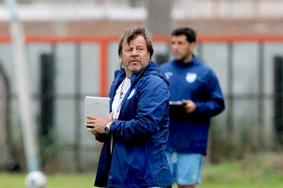 Tras dos caídas, Zielinski no sabe si pondrá titulares ante Colón