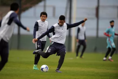 El Decano presenta un equipo con mayoría de titulares