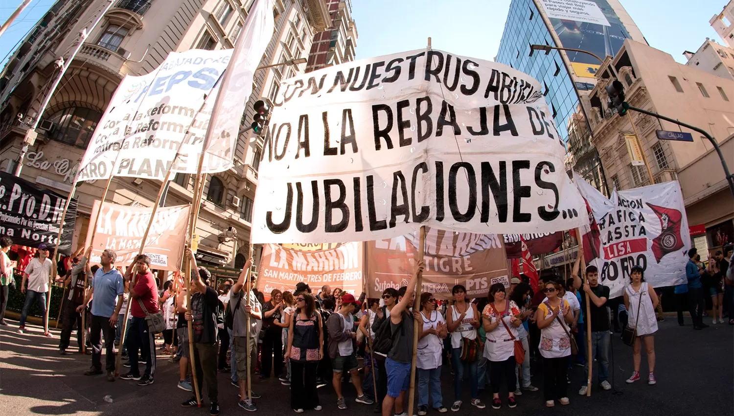 CONTRA LA REFORMA. Se esperan miles de manifestantes en las inmediaciones del Congreso para protestar contra la ley que impulsa Cambiemos. TÉLAM