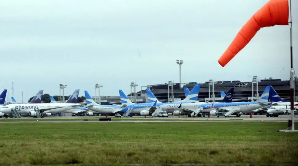 AUGE AERONÁUTICO. Cada vez más compañías se suman a la oferta de pasajes tanto para los vuelos de cabotaje como para destinos internacionales. DyN (archivo)