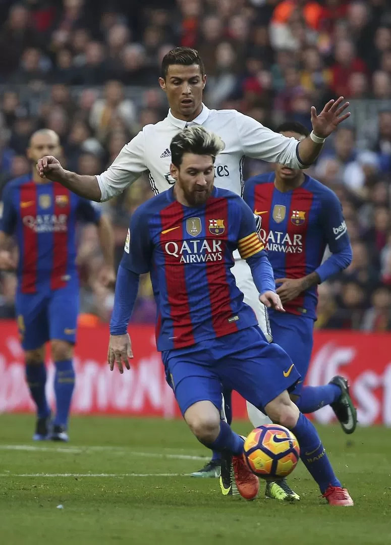 DECISIVOS. Messi y Ronaldo, son las cartas de triunfo de sus equipos. REUTERS (archivo)