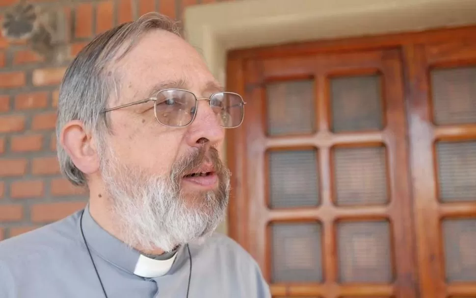 PREOCUPACIÓN. Monseñor Rossi es obispo de Concepción. la gaceta / foto DE OSVALDO RIPOLL