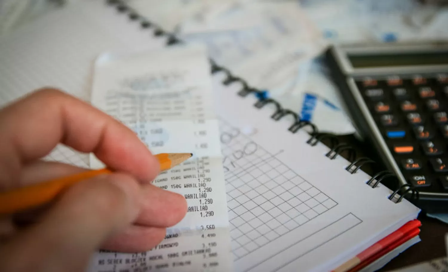 Cálculos. FOTO TOMADA DE CUENTA FACTO.