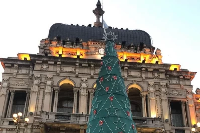 A días de iniciar el Rally Dakar en Lima, Neme recibió el aliento del público