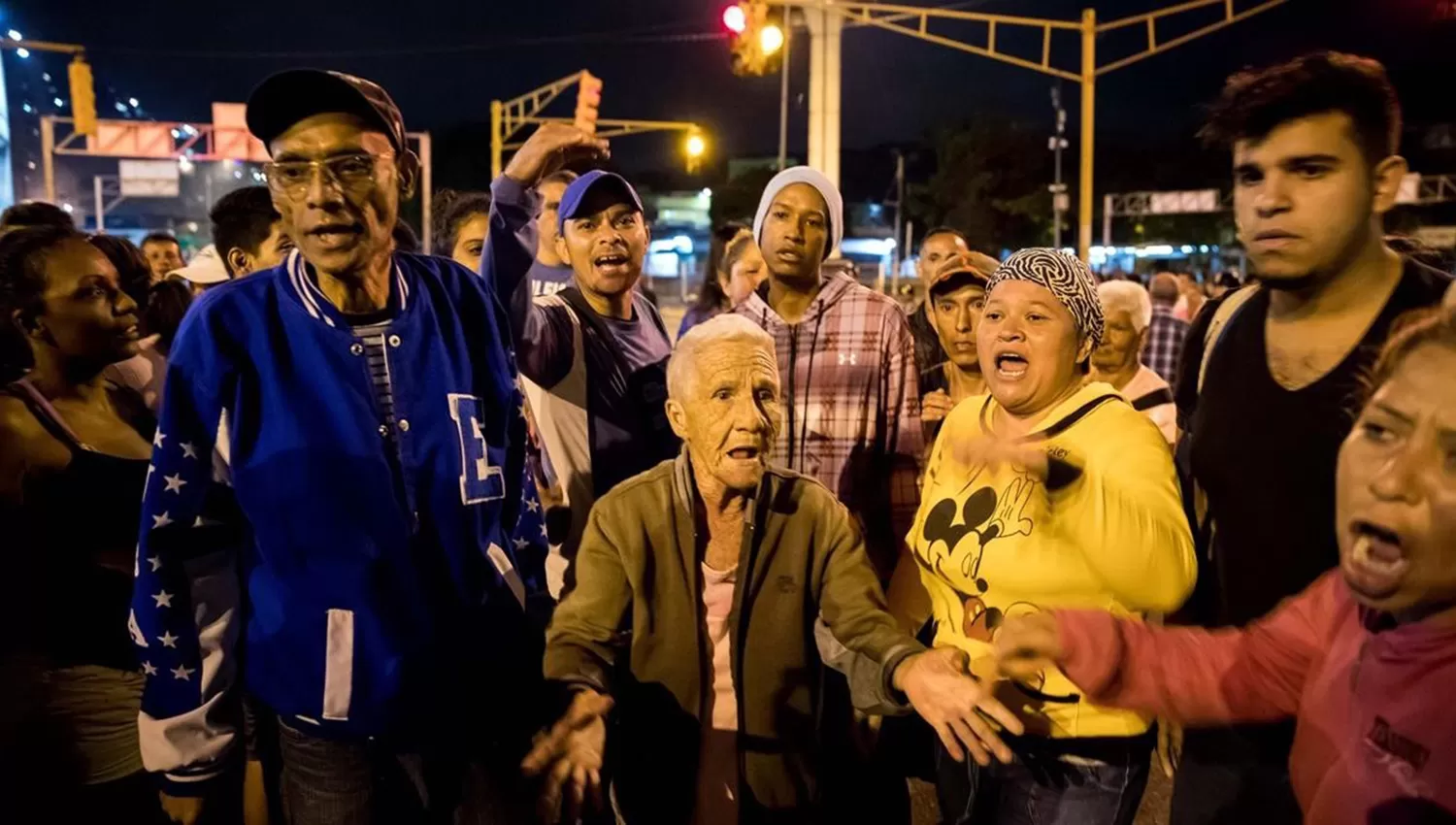 Venezuela vive una Navidad con protestas por la escasez de gas doméstico, alimentos y agua. FOTO TOMADA DE ELPERIODICO.COM