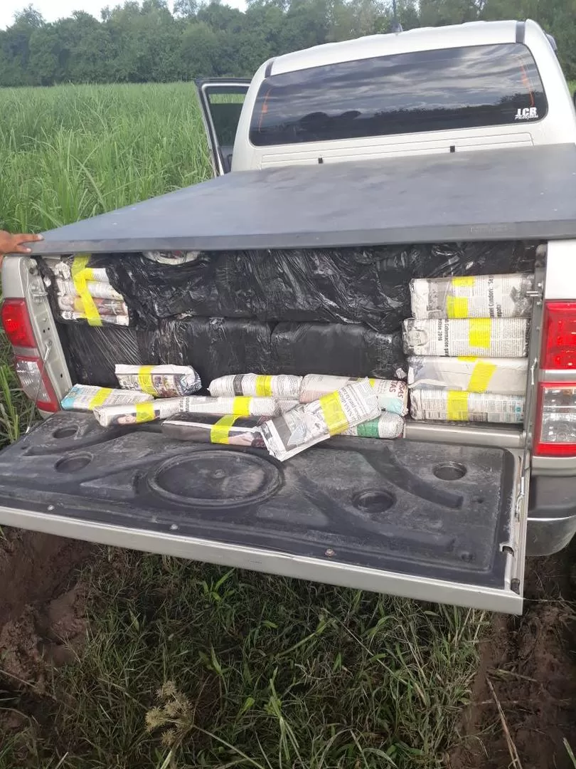 PATRULLAJE. Los uniformados persiguieron el vehículo por la ruta 307. .