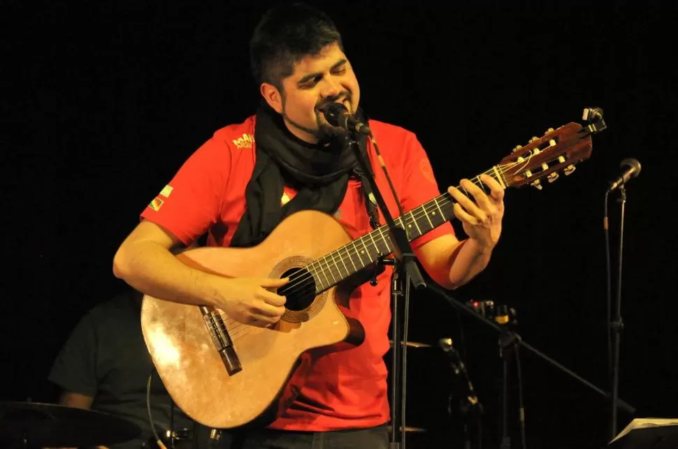 INDEPENDIENTE. Leo Garzón reivindica un trabajo autogestivo en la música. FOTO Cristina Arriagada