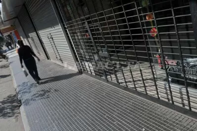 Comercios, colectivos y supermercados: cómo serán los servicios hoy y mañana