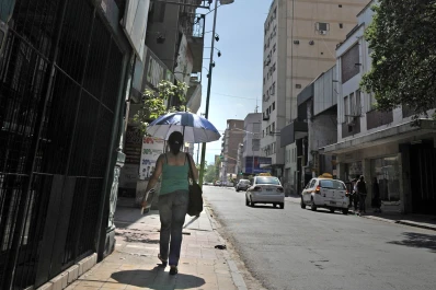 ¡Un infierno! La sensación térmica superó los 41 grados en el último sábado del año