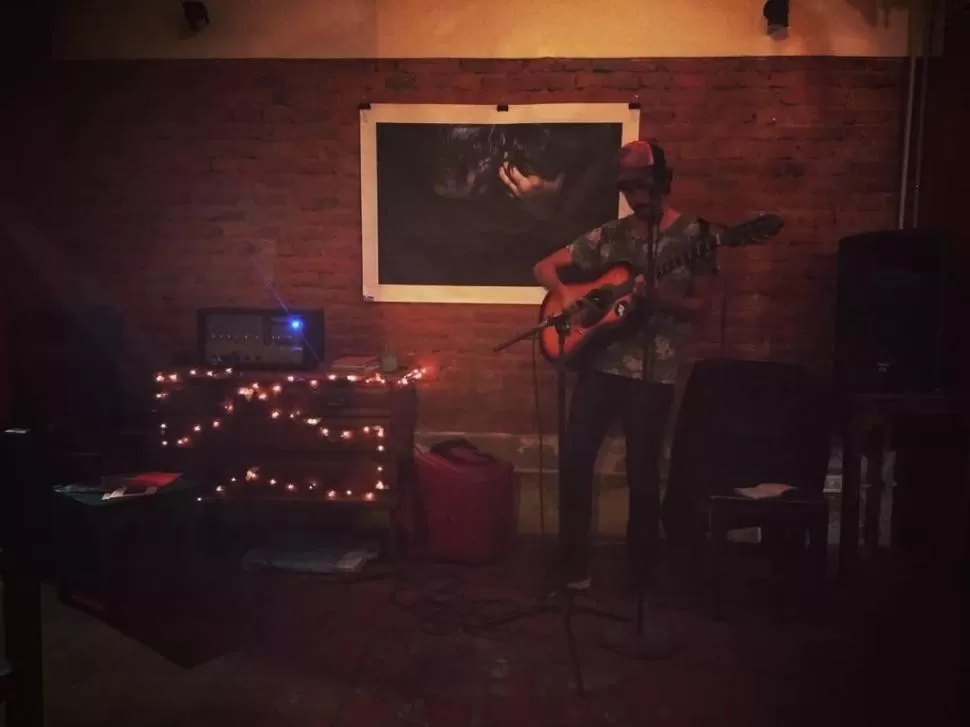 SONORA CASATOMADA. Hubo recitales de música y poesía, performances y una gastronomía poco común. sonora casatomada