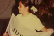 Apareció una foto de Natalia Vargas siendo niña, en la que pedía justicia