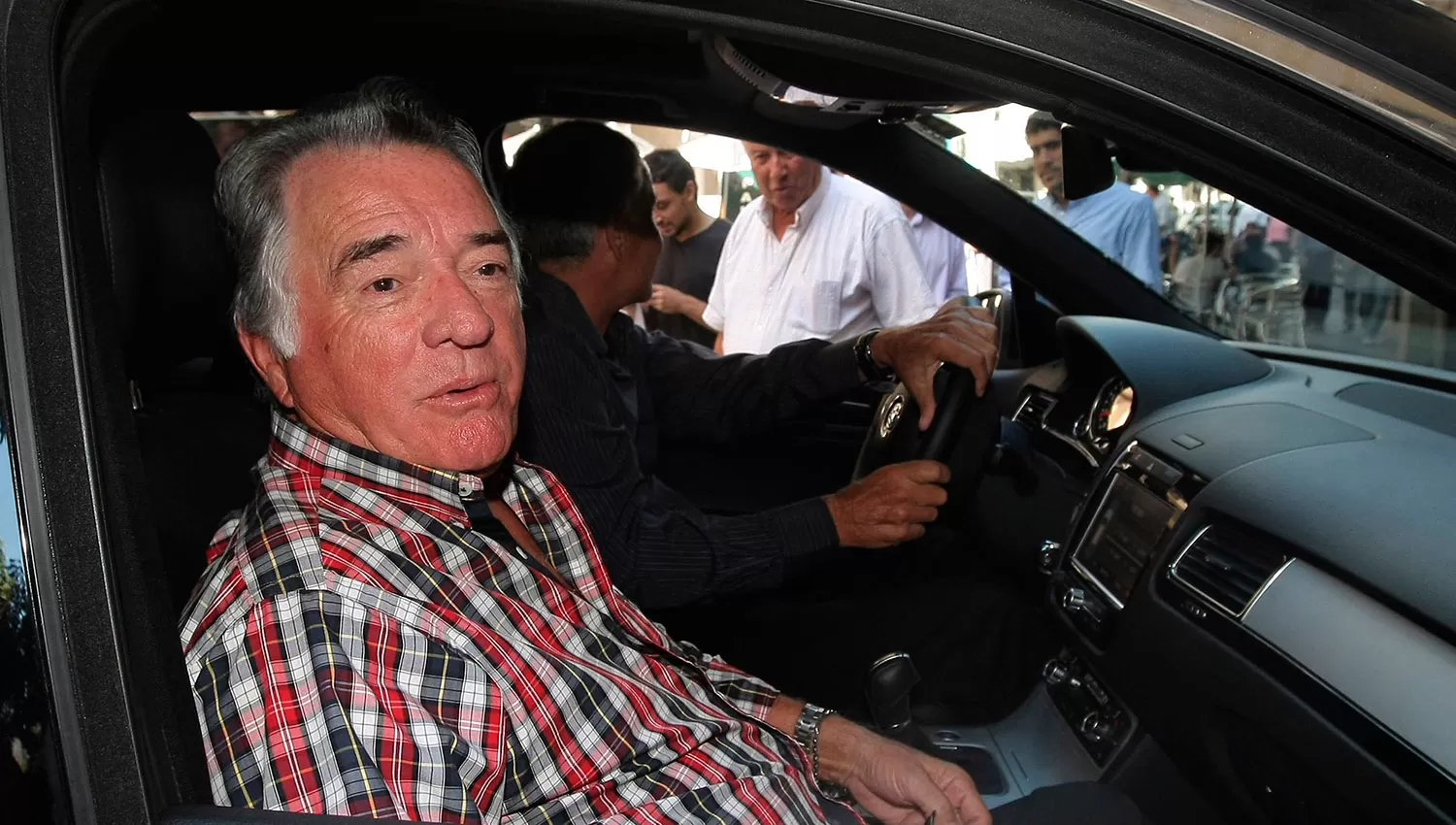 El Gobierno no encuentra el rumbo, aseguró Barrionuevo. DYN