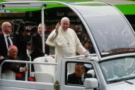 Duros reclamos contra el papa Francisco por los casos de abuso en Chile
