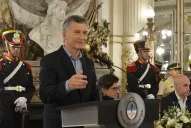 Denuncian a Macri por el “mega decreto”