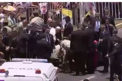 El Papa ayudó a una carabinera que se había caído del caballo en Iquique