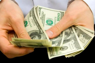 El dólar recortó 5 centavos y cerró la jornada en $ 19,15