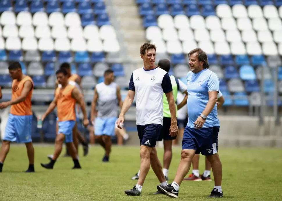 DIÁLOGO. Facundo Sava y Ricardo Zielinski, distendidos. foto de Maria Silvia Granara (especial para la gaceta)