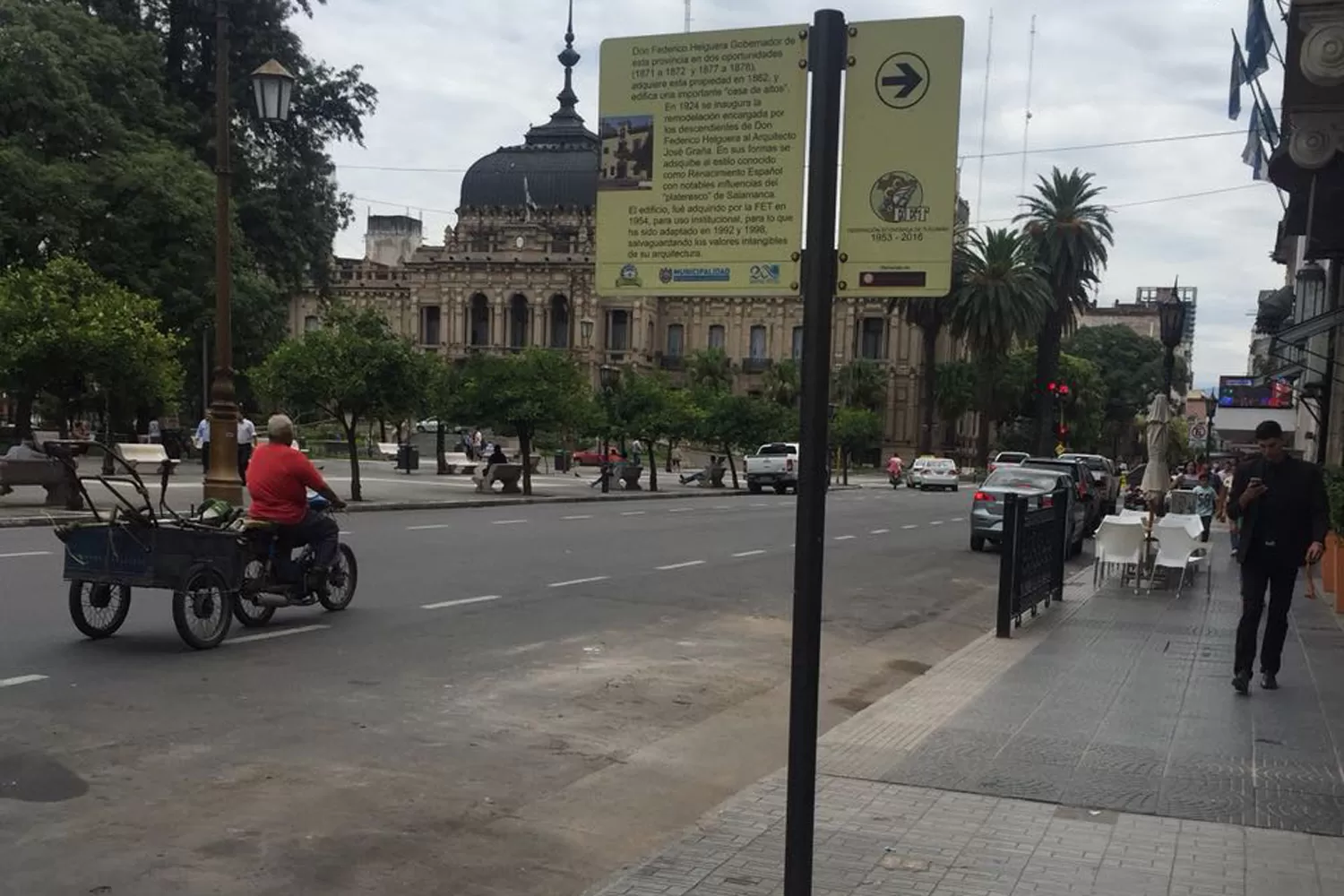 Sacaron el contenedor de basura de la vieja casona de la FET