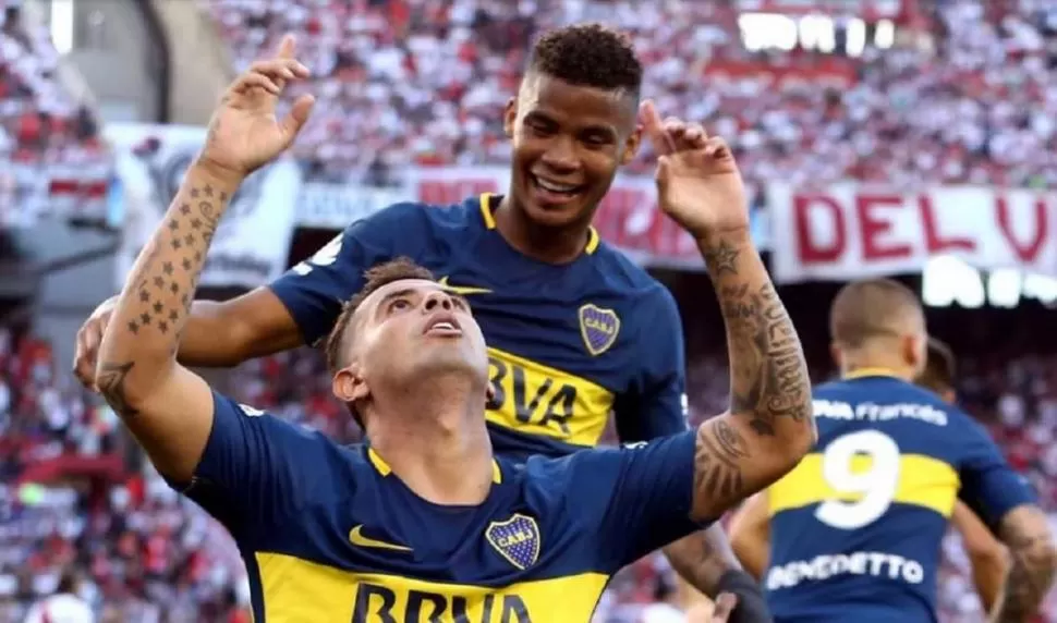 RECUERDO XENEIZE. Cardona celebra un gol con la camiseta de Boca. roldantotal.com