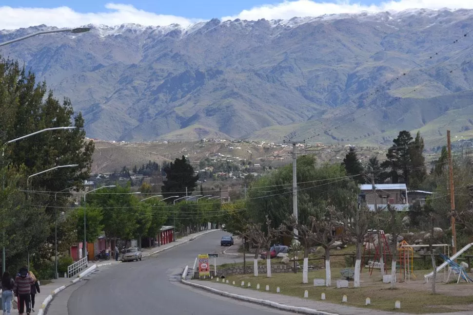 Le robaron a un turista en Tafí del Valle, pero los delató una filmación