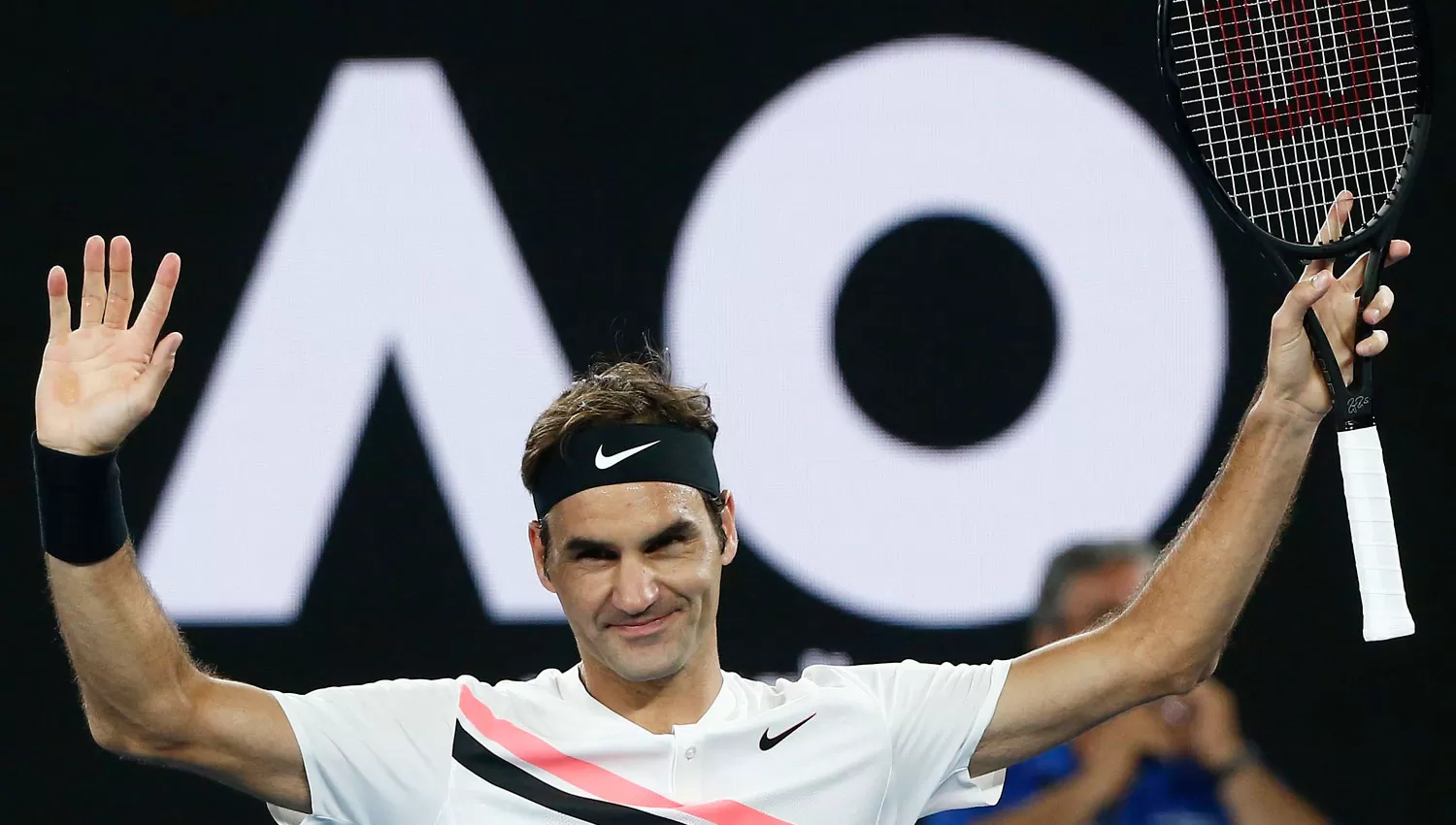 INOXIDABLE. El suizo de 36 años llegó a semifinales de un Grand Slam por cuadragésima tercera vez en su carrera, la undécima en que lo hace sin perder un set. REUTERS