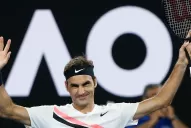 Federer se mete en semifinales y saca chapa en la defensa del título en el Abierto de Australia