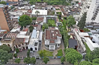 La edil Manzone denuncia que sus pares del PJ defienden intereses inmobiliarios