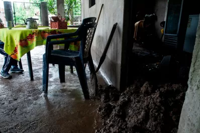 Que se caiga un techo es inevitable, opinó la ministra de Salud después de la tormenta