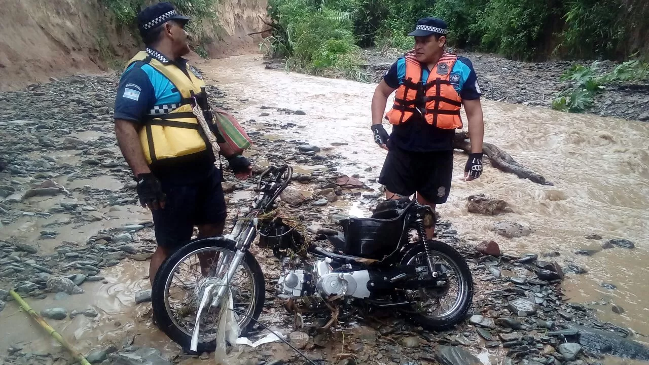 La moto de Ponce fue encontrada con visibles daños. 