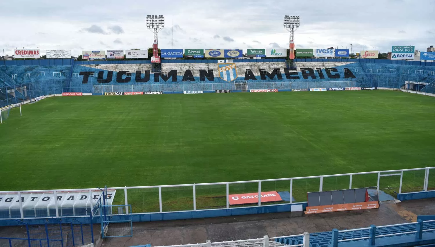 Así luce el estadio de Atlético a horas de su primer partido oficial de 2018. LA GACETA/FOTO DE INÉS QUINTEROS ORIO